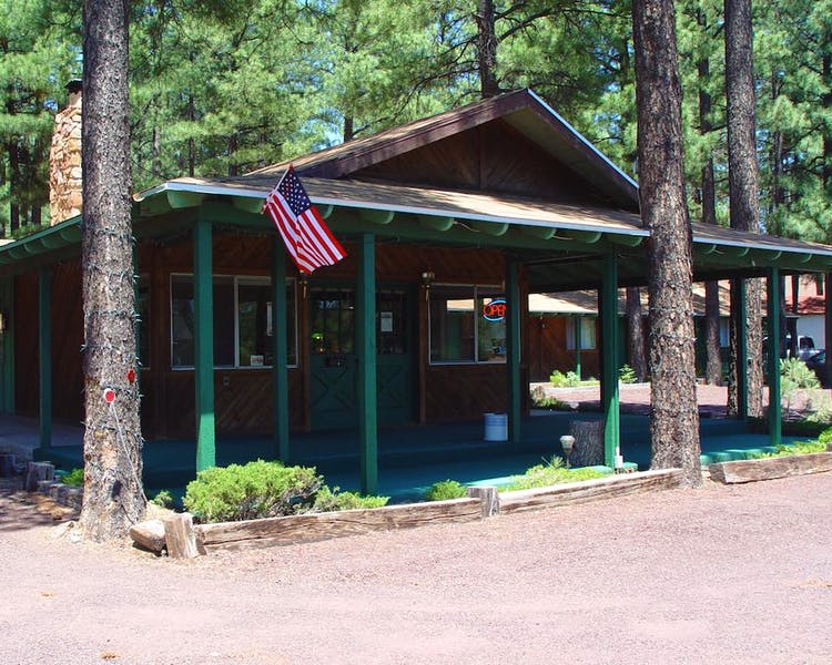 Cabin Rentals Lakeside McNary, AZ FREE 2023 List